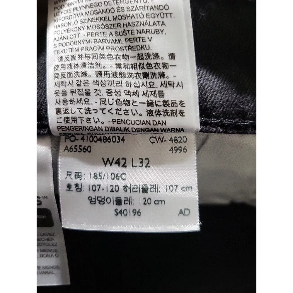 Levi's 541  Men's Size 42x32  Straight Regular Black Water   Less
